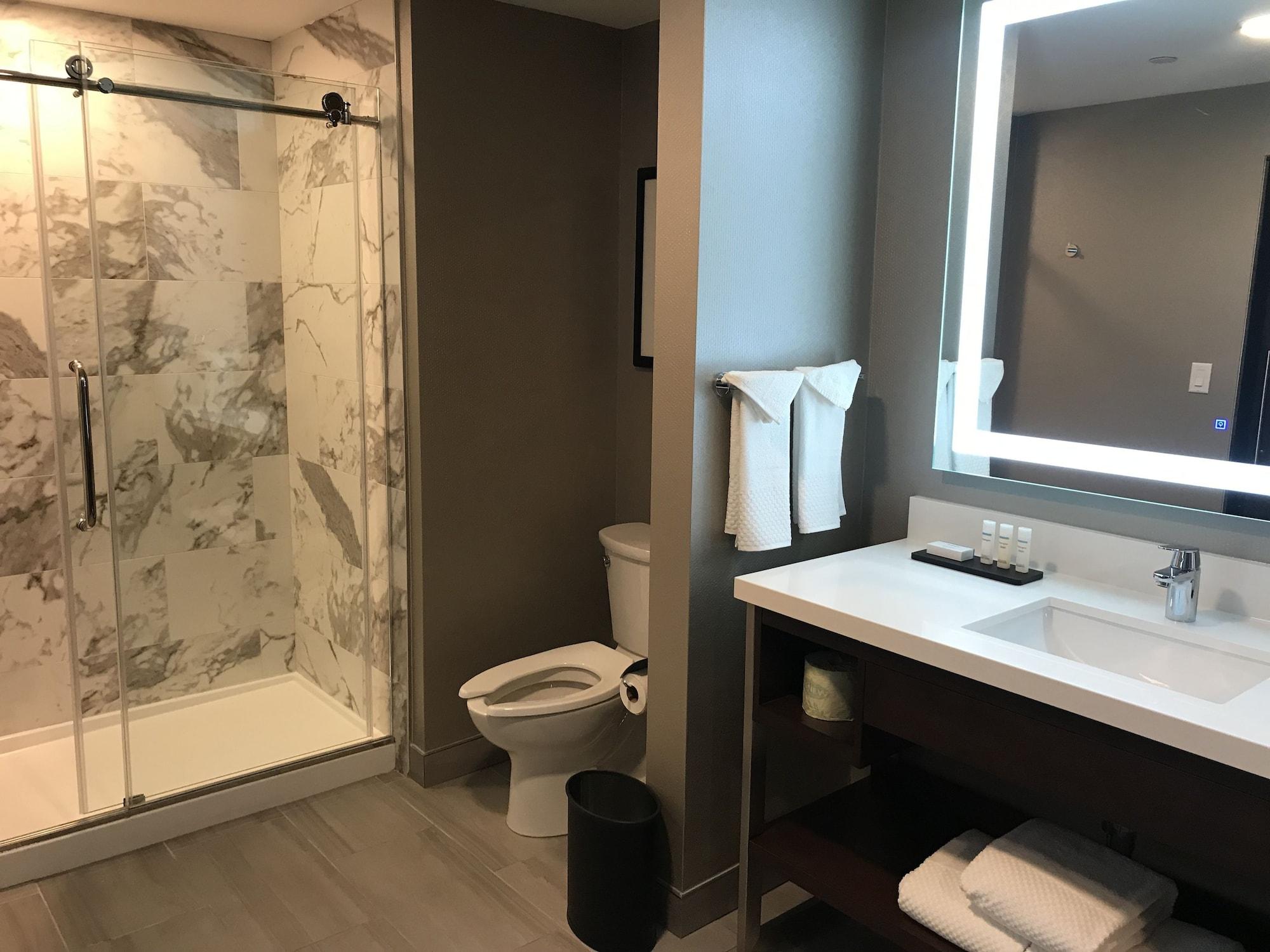 Embassy Suites By Hilton Plainfield Indianapolis Airport Екстериор снимка