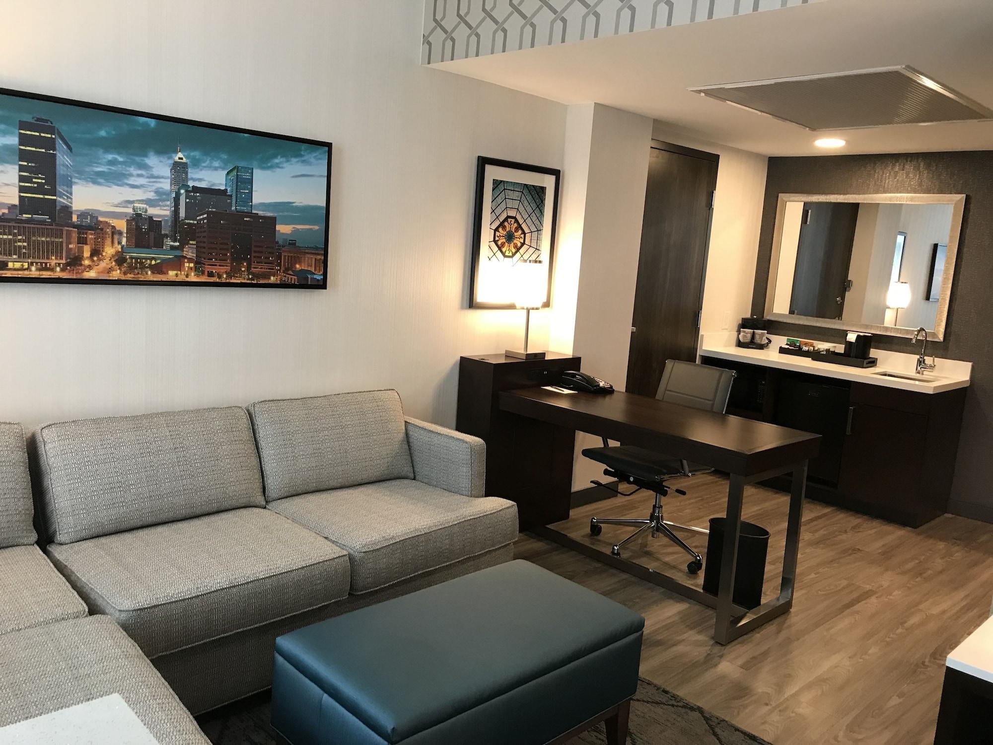 Embassy Suites By Hilton Plainfield Indianapolis Airport Екстериор снимка