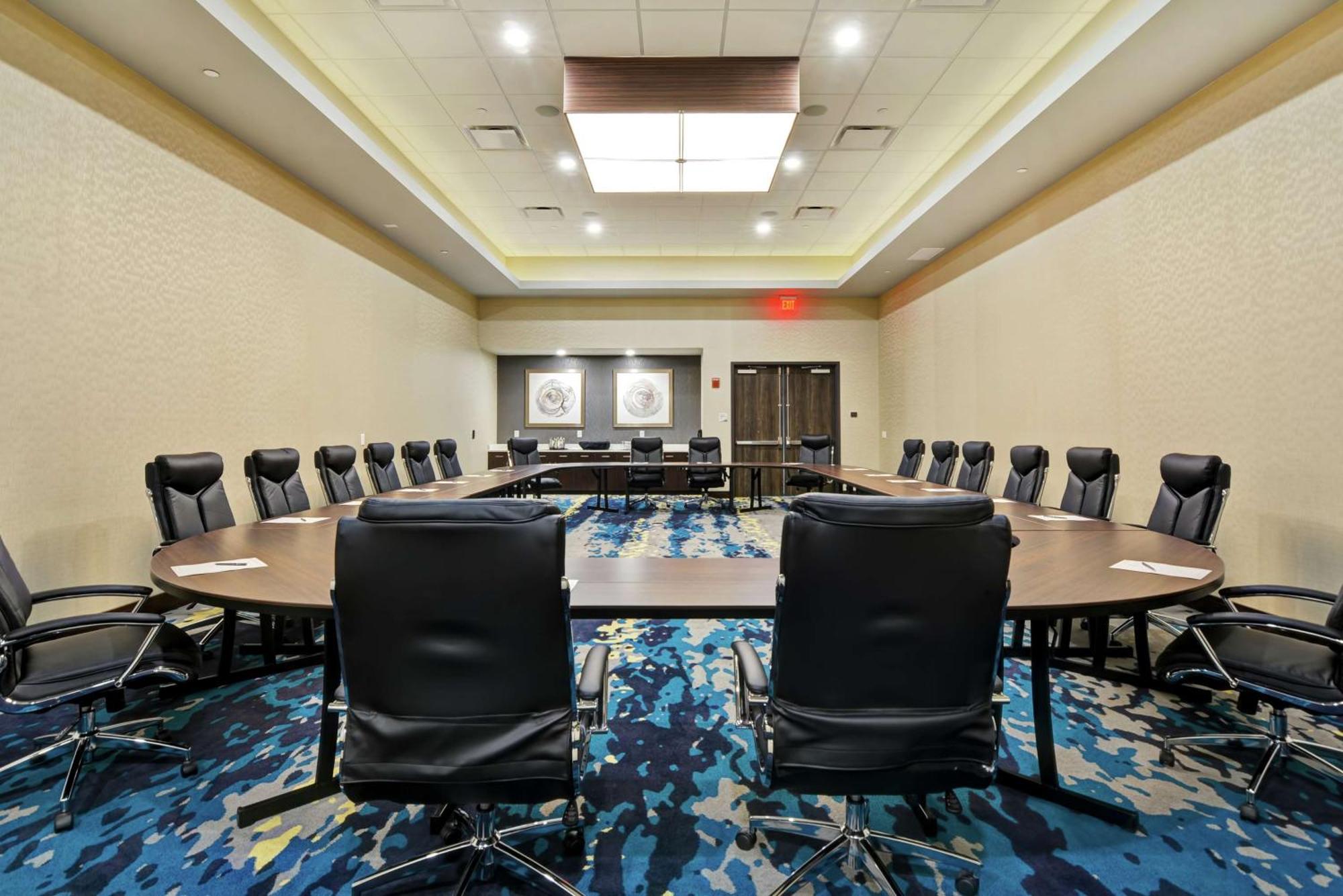 Embassy Suites By Hilton Plainfield Indianapolis Airport Екстериор снимка