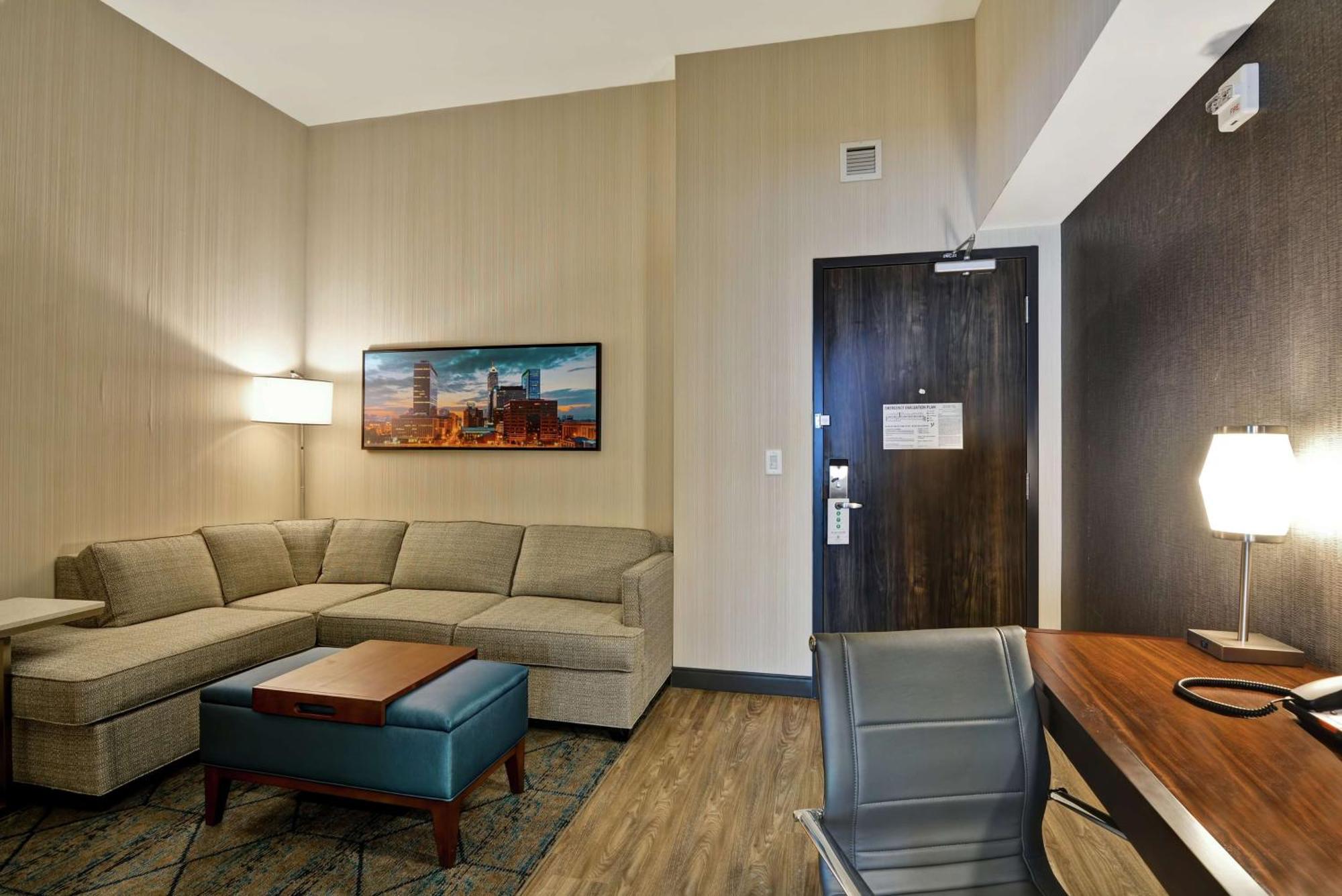 Embassy Suites By Hilton Plainfield Indianapolis Airport Екстериор снимка