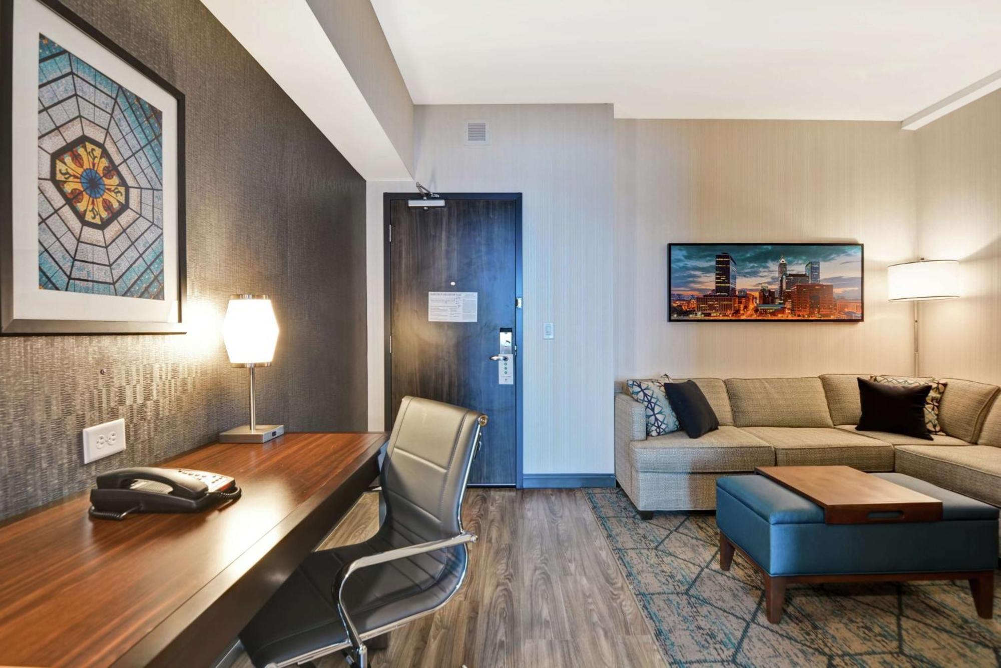 Embassy Suites By Hilton Plainfield Indianapolis Airport Екстериор снимка