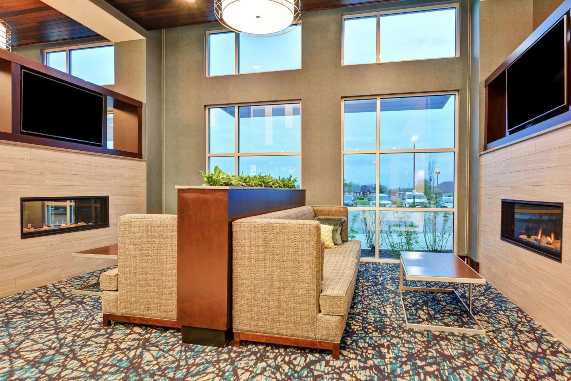 Embassy Suites By Hilton Plainfield Indianapolis Airport Екстериор снимка